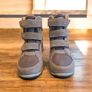 L.L. BEAN WOMEN'S HIKING BOOT TEK 2.5.  SZ 6 WIDE